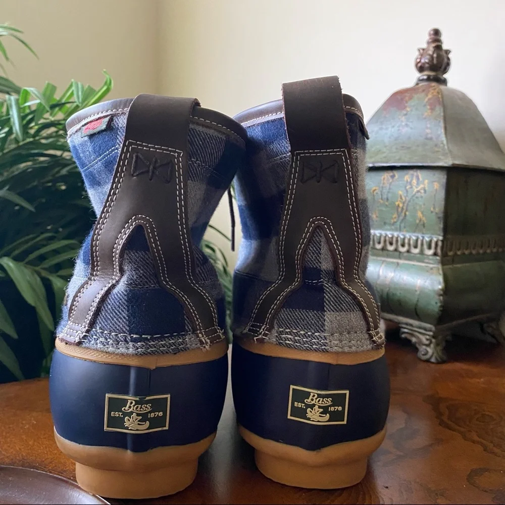 G.H.Bass Plaid Duck Boots